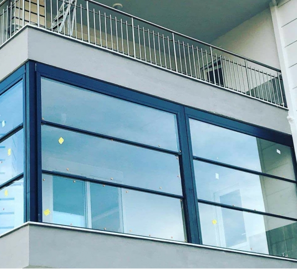 Simay Cam Balkon