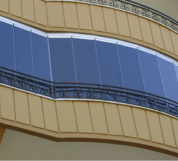 Simay Cam Balkon