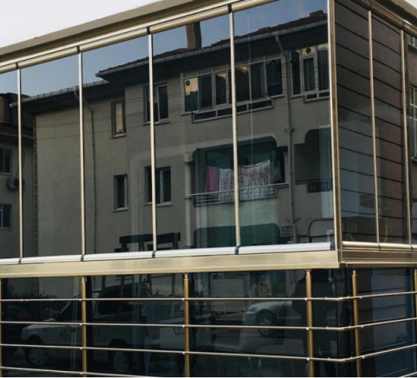 Simay Cam Balkon